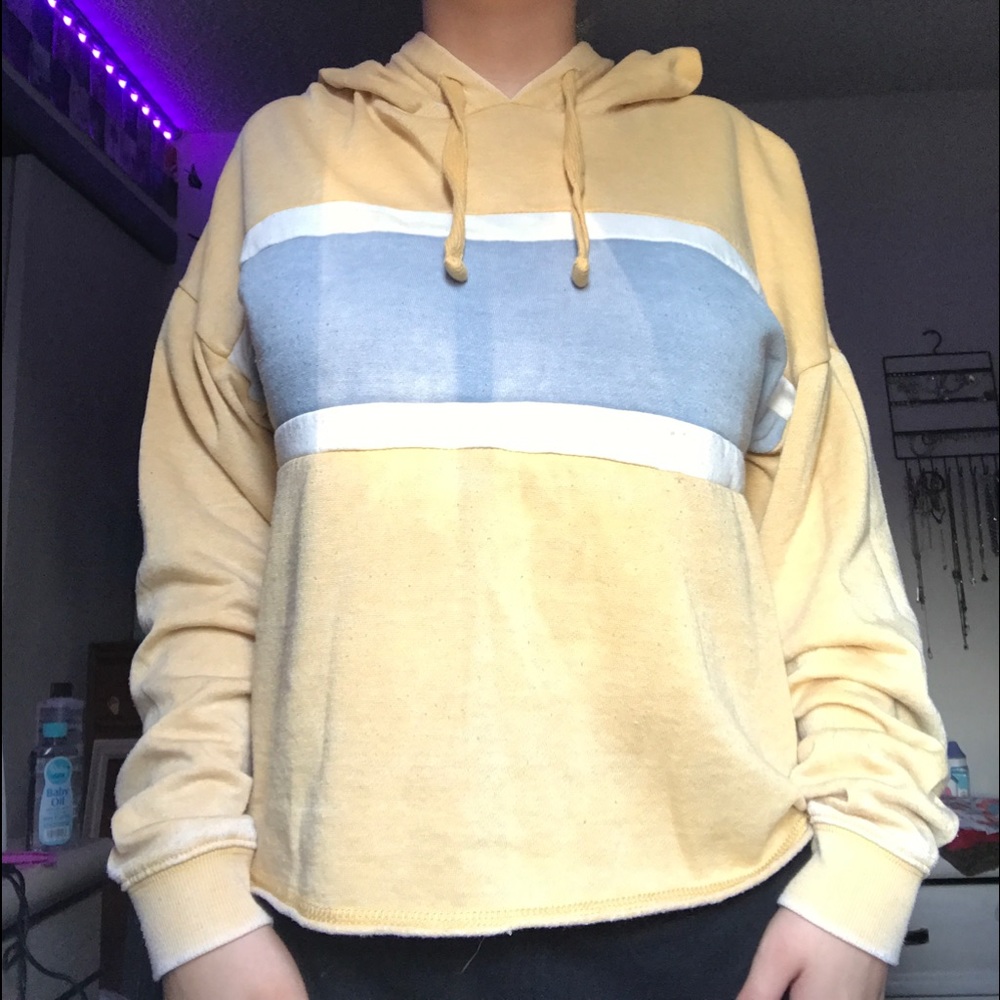 Pastel yellow crop top hoodie